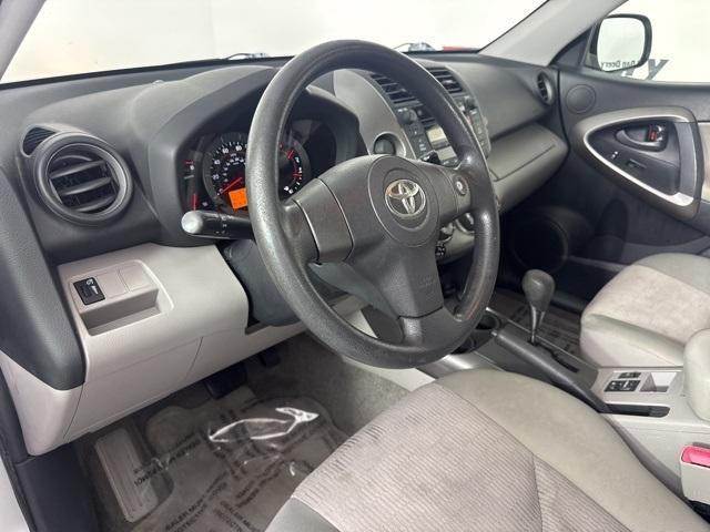 2009 toyota rav4 base