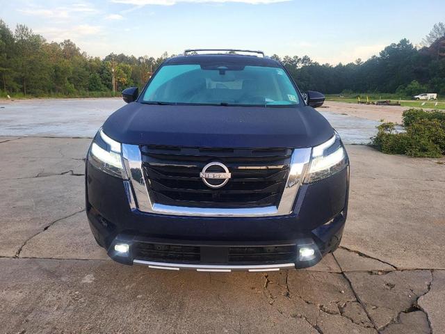 2022 nissan pathfinder platinum