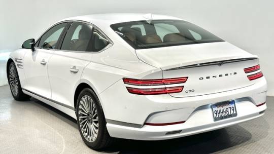 2023 Genesis G80