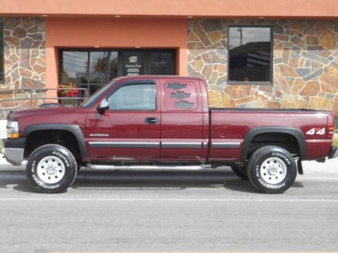 2001 chevrolet silverado 2500hd base 4dr extended cab 4wd lb for sale in cut bank, montana