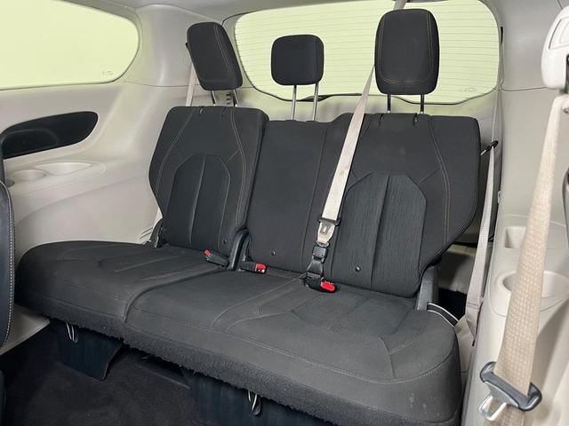 2017 chrysler pacifica lx