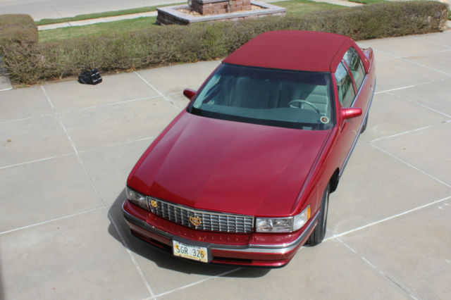 1994 cadillac deville concours sedan 4-door 4.6l