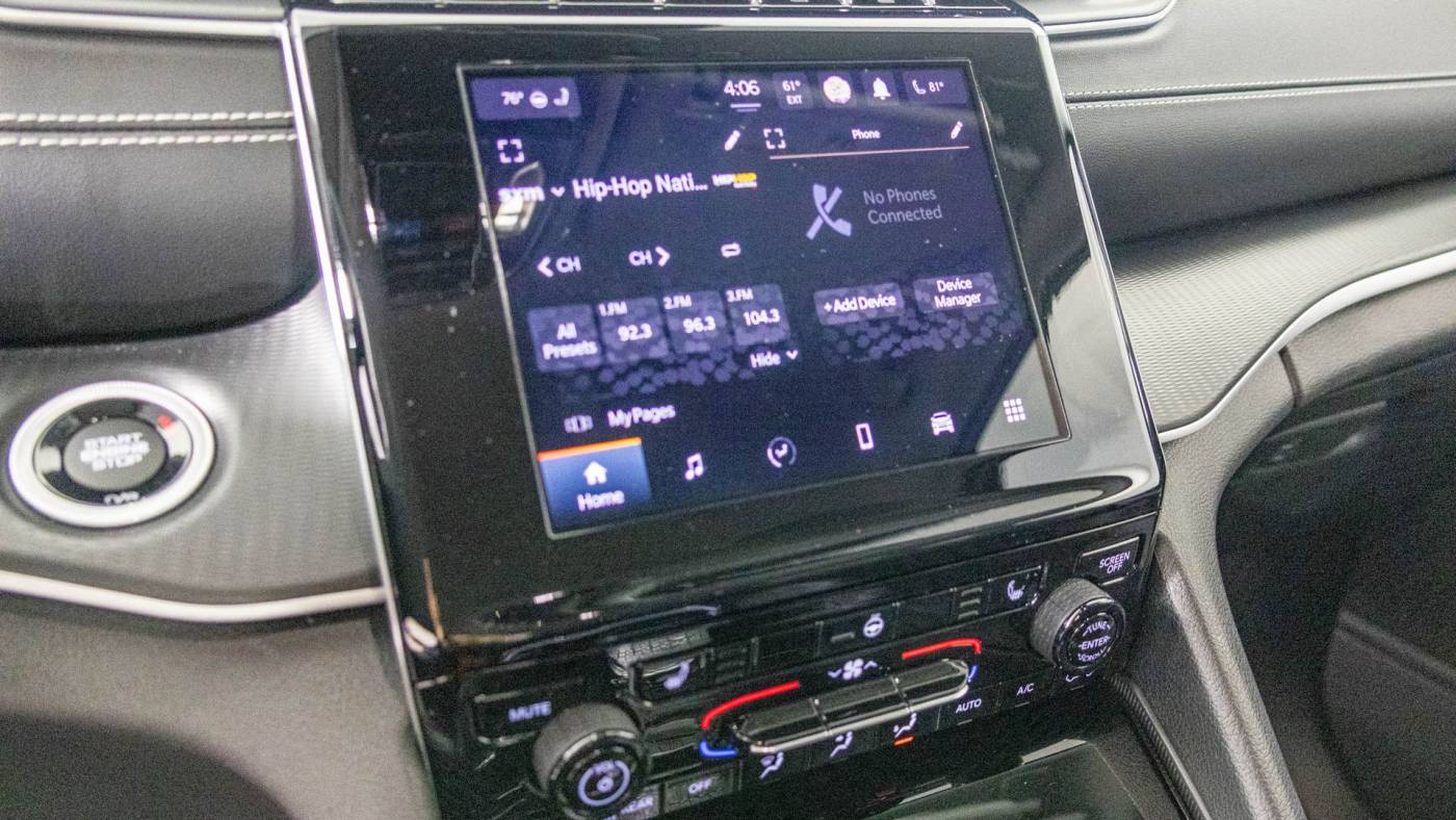 2023 jeep grand cherokee l laredo