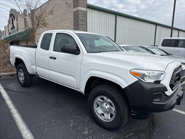 2022 toyota tacoma sr