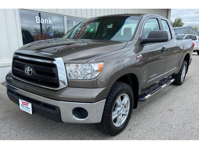2011 toyota tundra in des moines, iowa