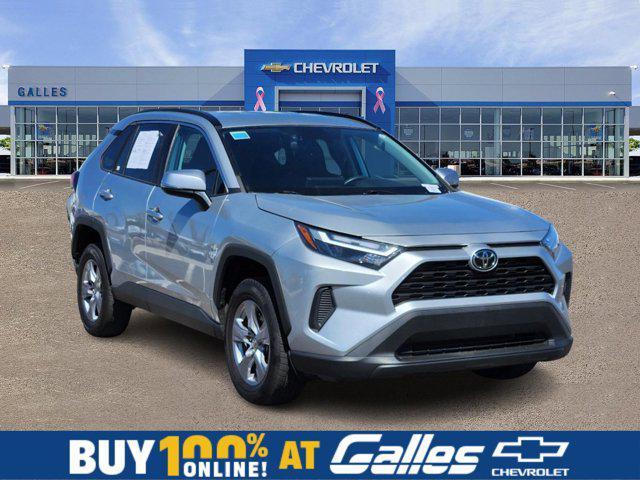 2022 toyota rav4 xle