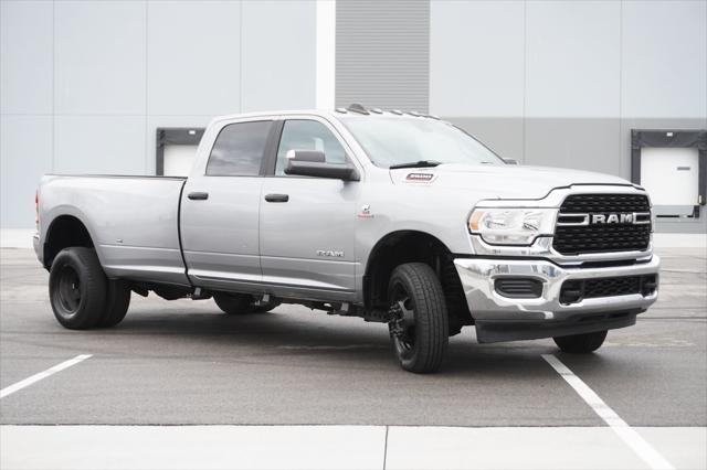 2022 ram 3500 big horn crew cab 4x4 8' box