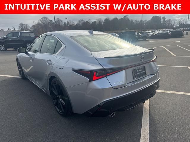 2022 lexus is 350 base