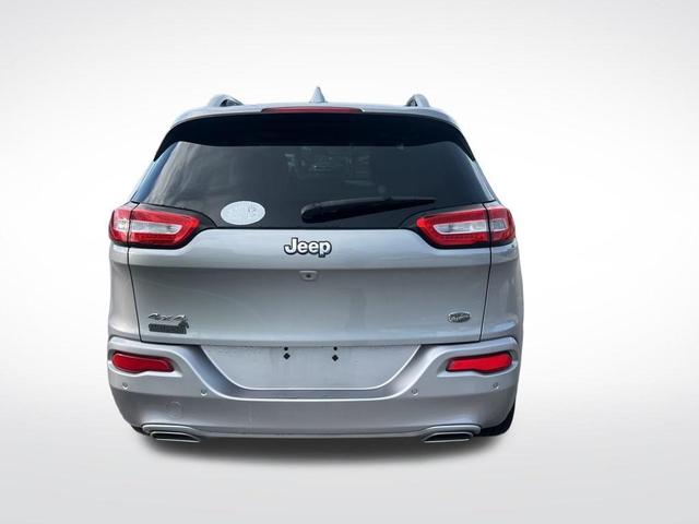 2016 jeep cherokee overland