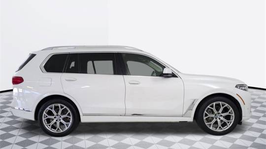 2020 BMW X7