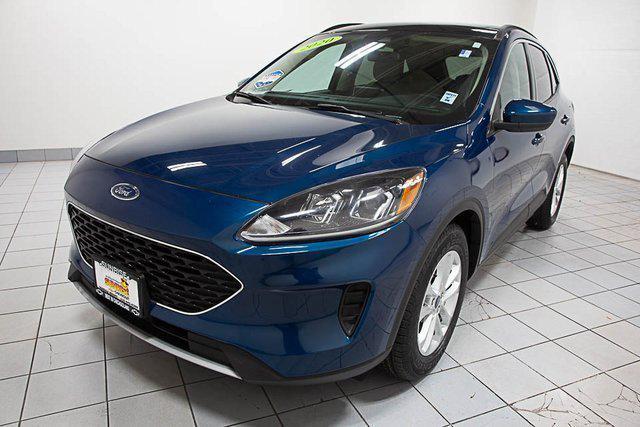 2020 ford escape se