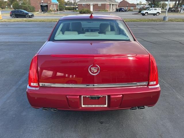 2011 cadillac dts premium