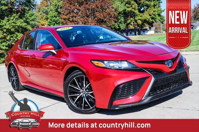 2021 toyota camry se