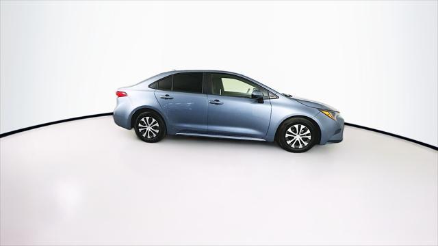 2022 toyota corolla hybrid le