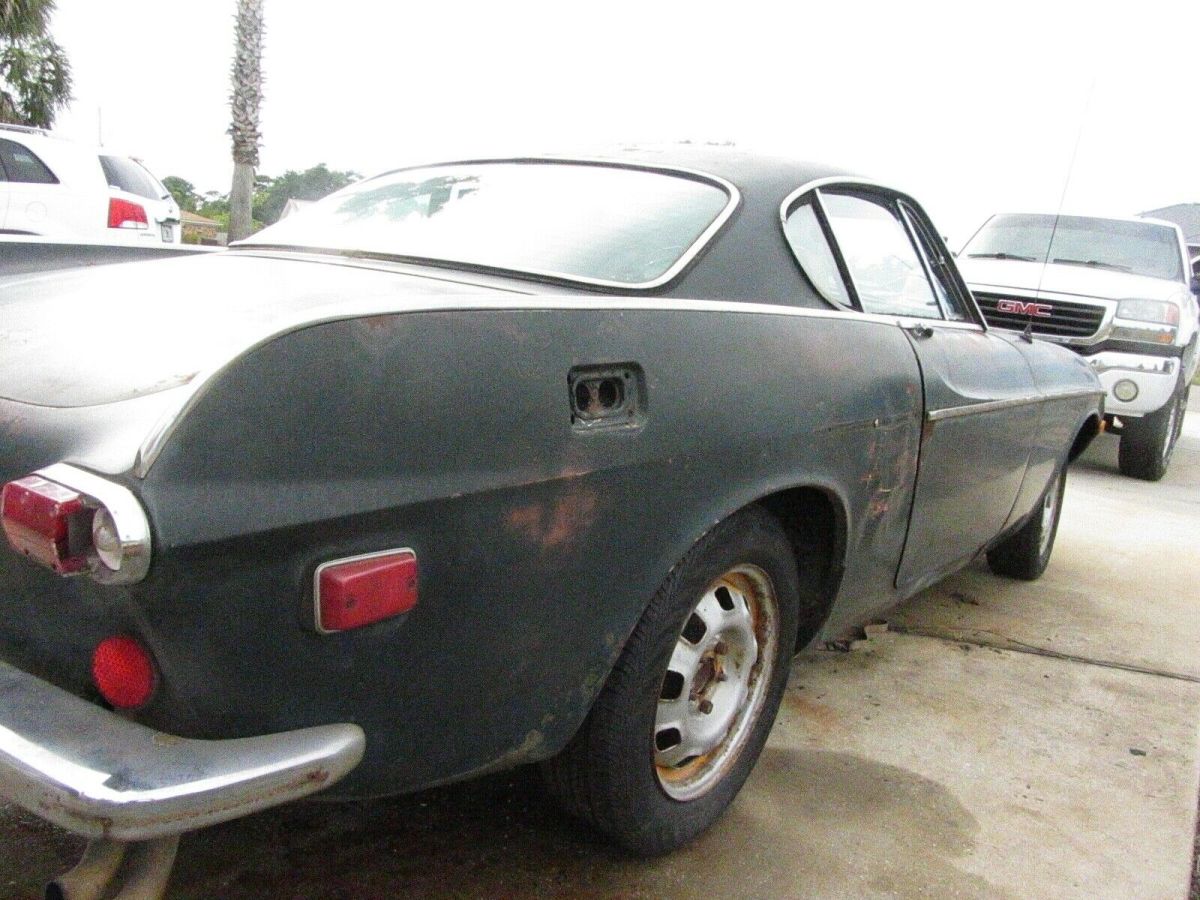 1970 volvo 1800 2 door