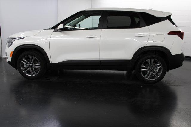 2023 kia seltos lx
