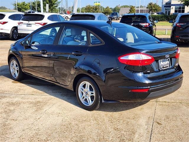 2019 ford fiesta se