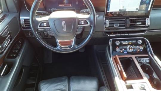 2022 Lincoln Navigator