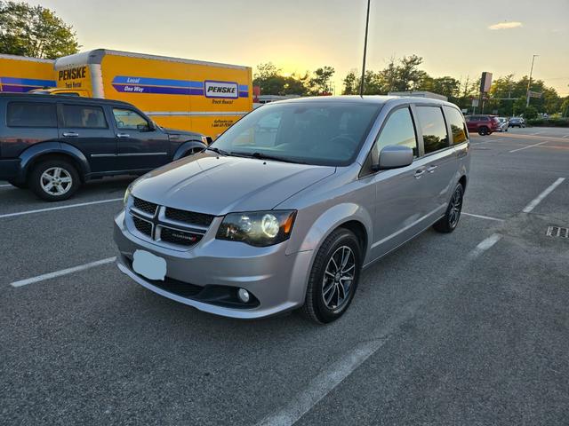 2019 dodge grand caravan gt