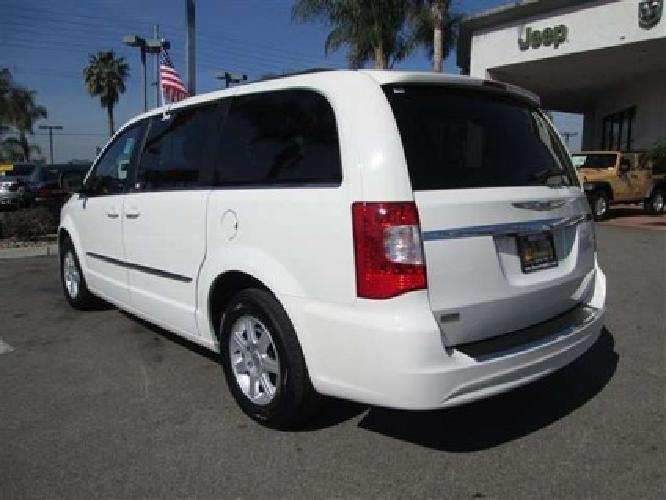 2012 chrysler town & country touring in norco, ca