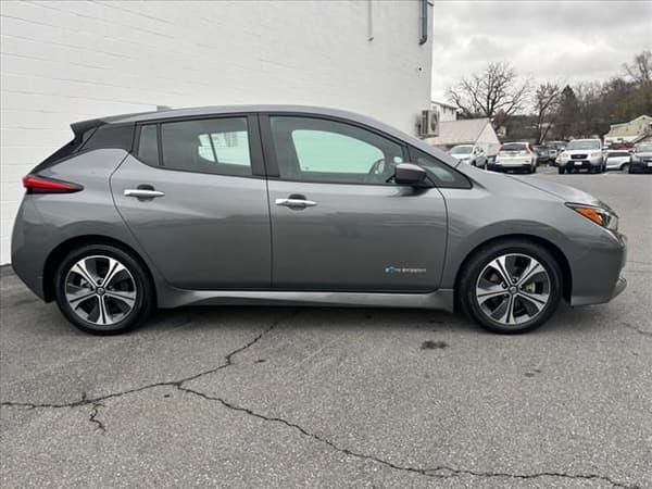 2019 nissan leaf in chicago, illinois