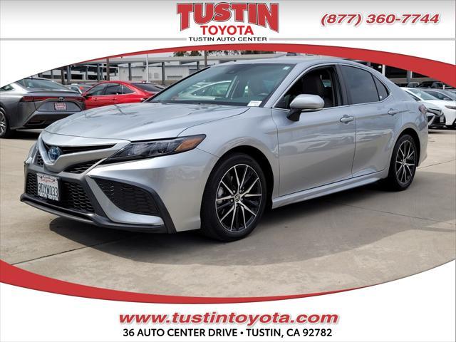 2023 toyota camry se