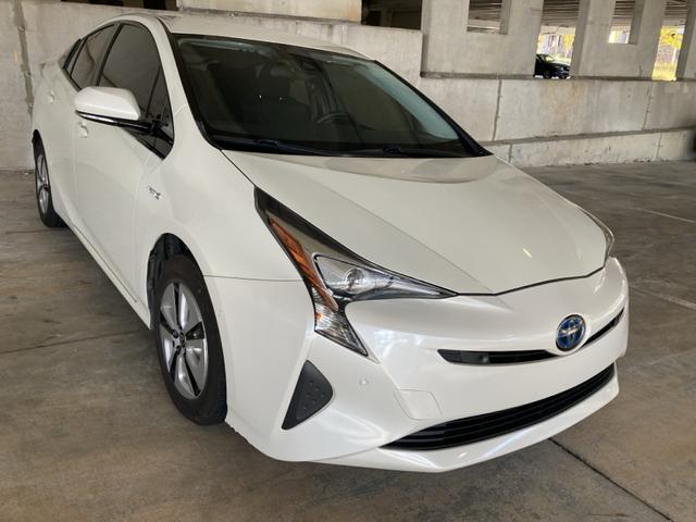 2018 toyota prius two