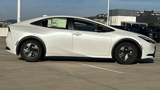 2024 Toyota Prius