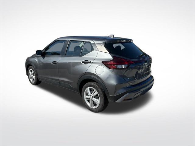 2022 nissan kicks s