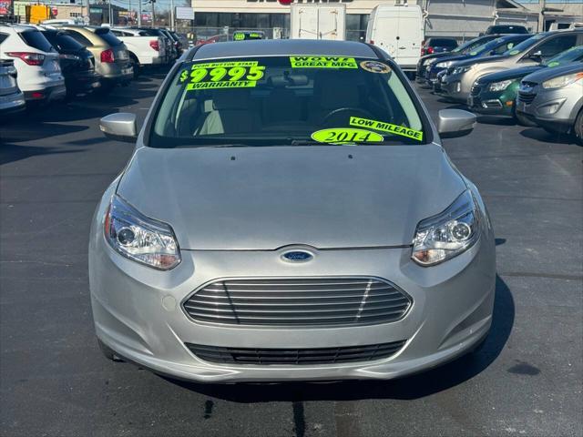 2014 ford focus electric base