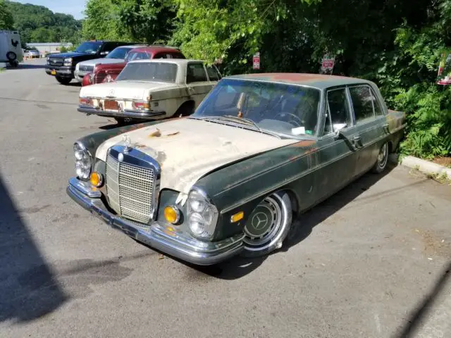 6.3 liter v8 300sel similar to 280sel 280se