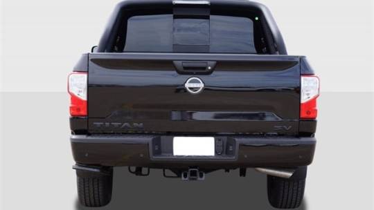 2024 Nissan Titan