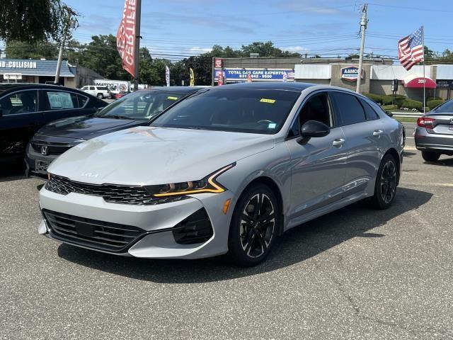 2022 kia k5 gt-line