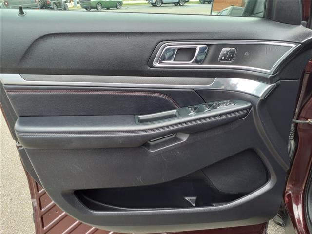 2019 ford explorer sport
