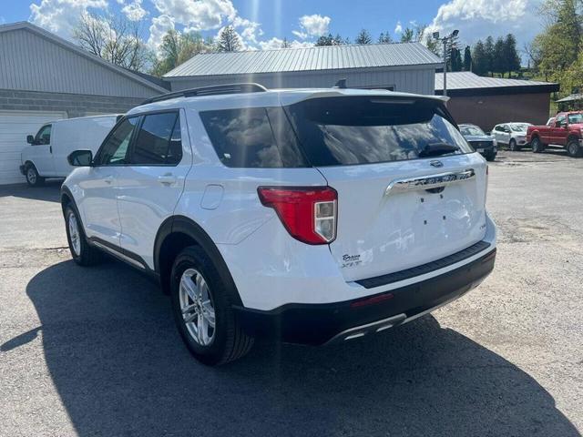 2021 ford explorer xlt