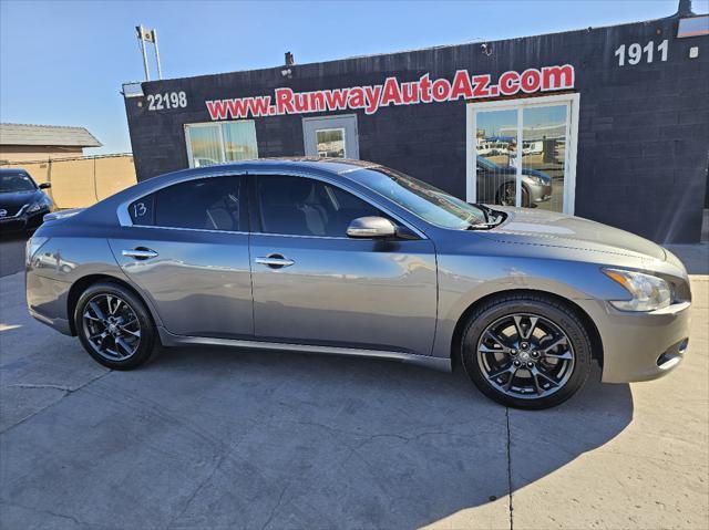 2014 nissan maxima s