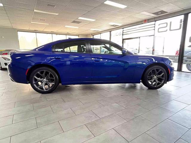 2019 dodge charger sxt