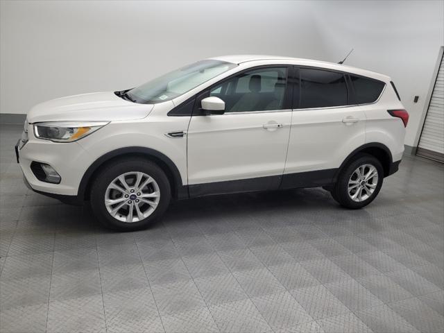 2019 ford escape se
