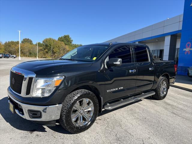 2019 nissan titan sv