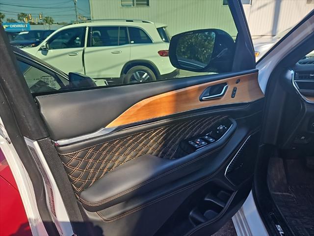 2023 jeep grand cherokee 4xe summit reserve