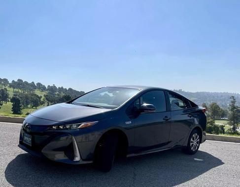 2021 toyota prius
