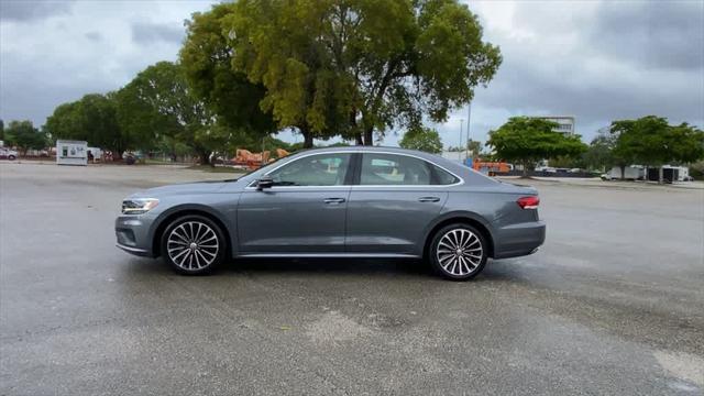 2022 volkswagen passat 2.0t limited edition