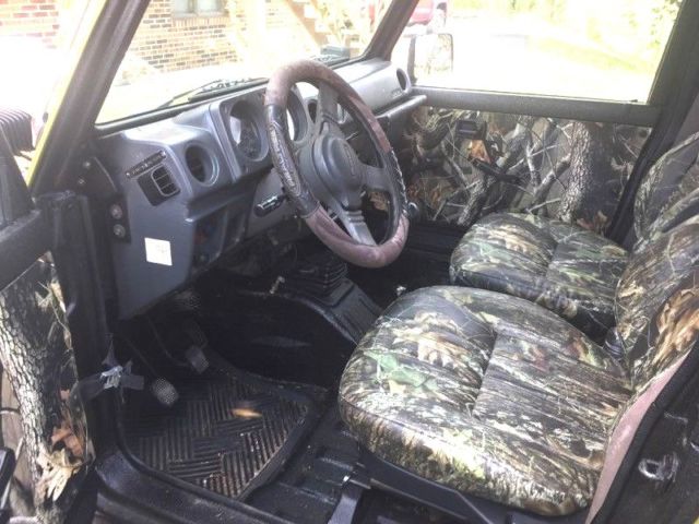 1986 suzuki samurai rare 4 x 4 --whole body & wheels rhino liner coat