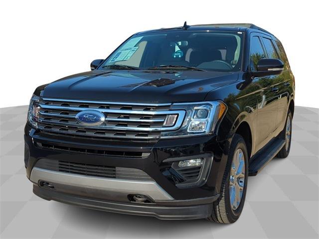2021 ford expedition xlt