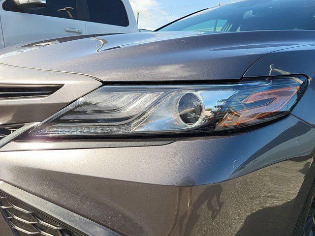 2021 toyota camry xse