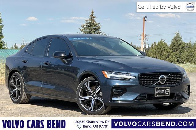 2024 volvo s60 b5 core dark theme