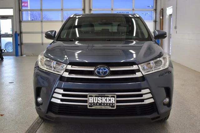 2017 toyota highlander hybrid xle