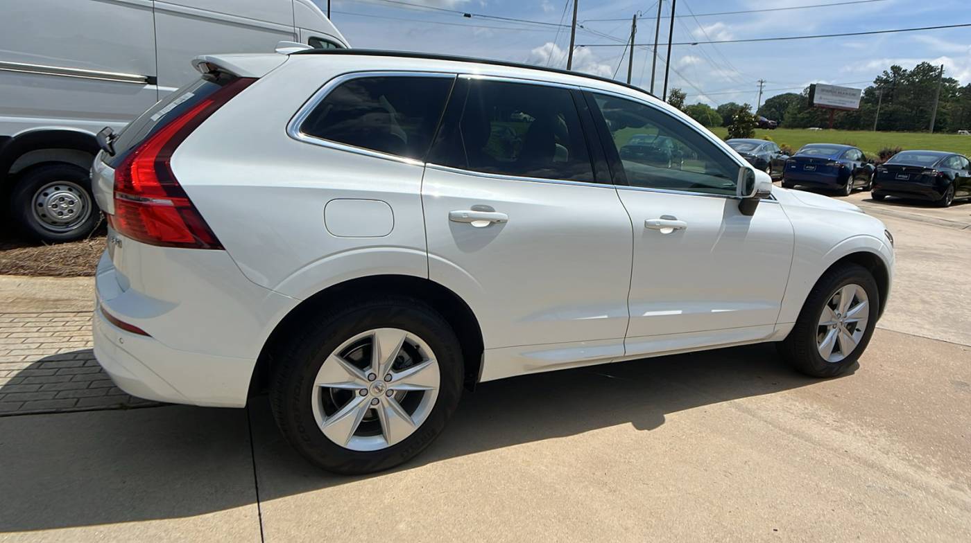 2022 volvo xc60 b5 momentum