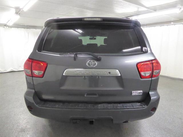 2016 toyota sequoia limited