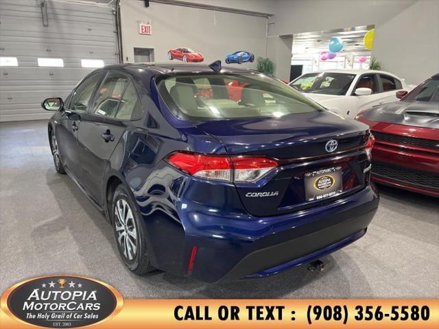 2021 toyota corolla hybrid le